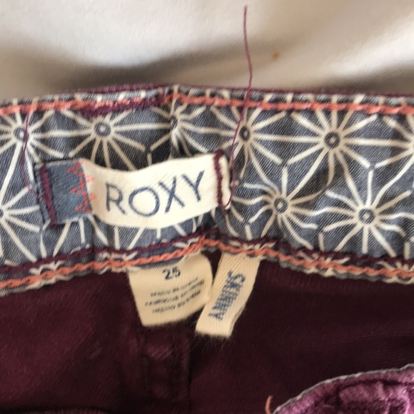 Roxy Jeans - Picture 4 of 4